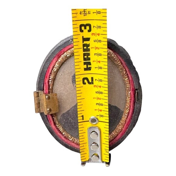 Antique Rare Victorian Oval Daguerrotype Union Case Man Mini Portrait READ - Picture 7 of 9